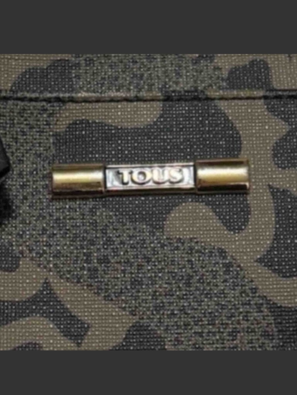 TOUS Men’s Camouflage Crossbody Bag in Olive and Black - Picture 3 of 9